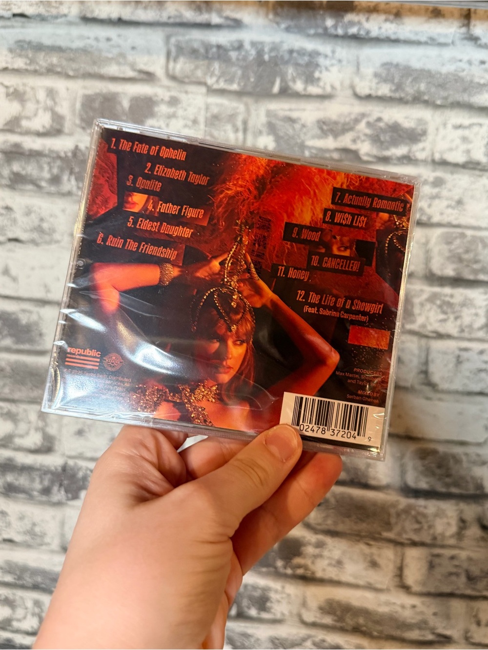 Taylor Swift The Life of a Showgirl CD - Picture 2 of 3
